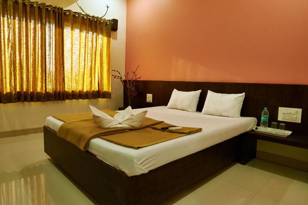 Hotel Pride Inn-Delux Non AC